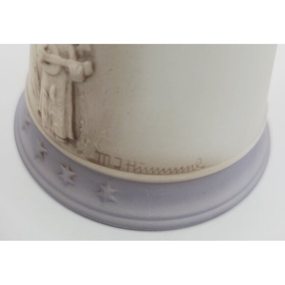 M.J. Hummel 1994 Christmas Bell Ornament Goebel Germany Porcelain Angel - Picture 4 of 10